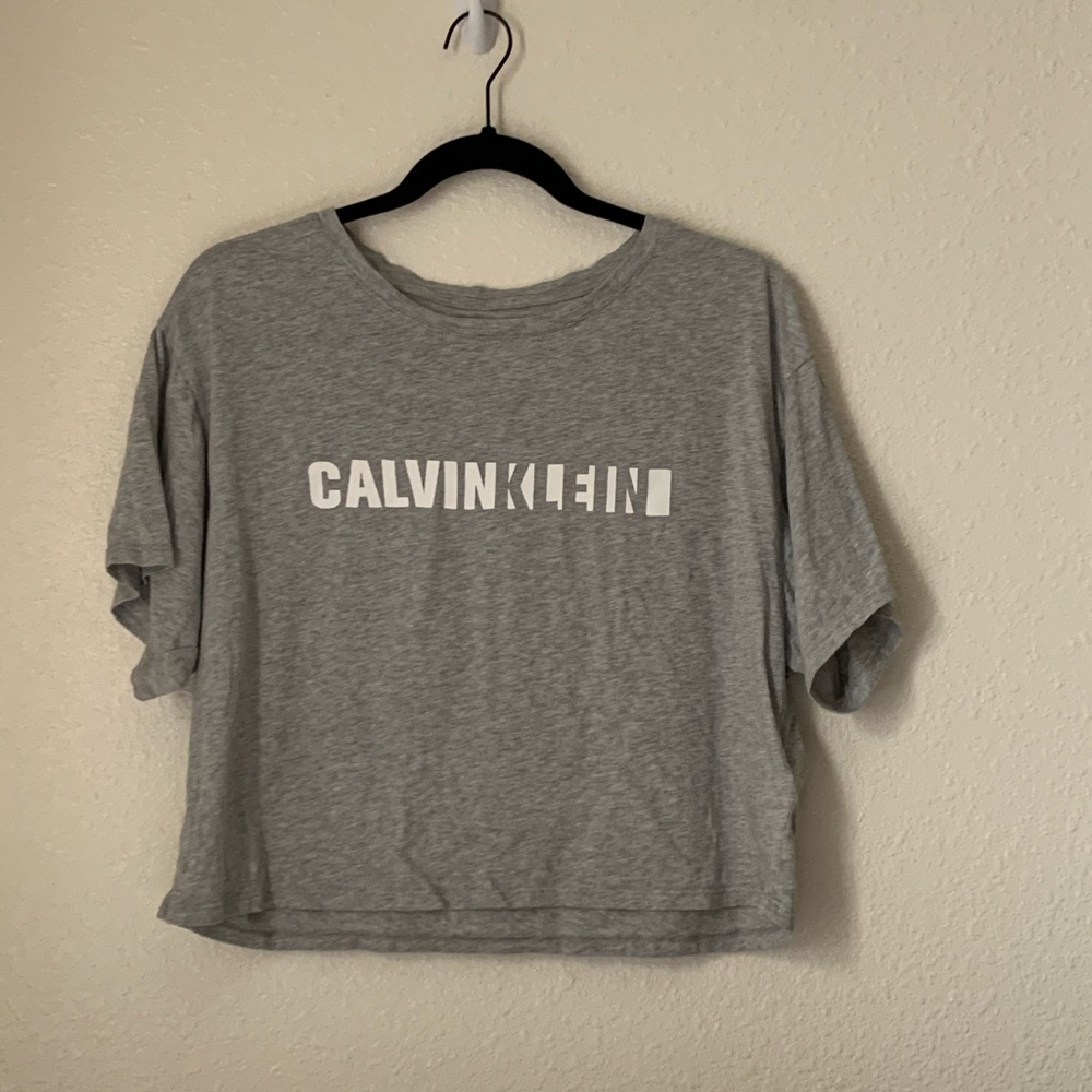 heather gray calvin klein cropped t shirt